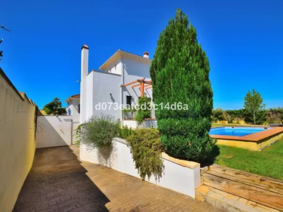 4-bedroom Villa In Ronda, Spain (303 M²)