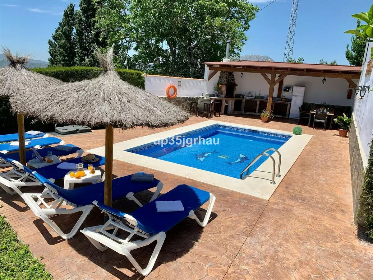 2-bedroom Villa In Benarrabá, Spain (110 M²)