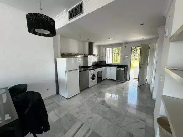2-bedroom Apartment In Marbella, Spain (85 M²)