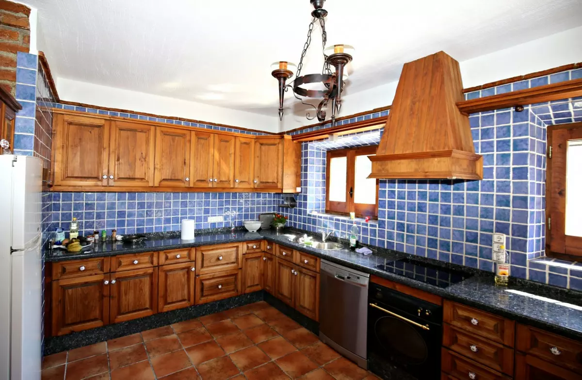 9-bedroom Villa In Frigiliana, Spain (1.600 M²)