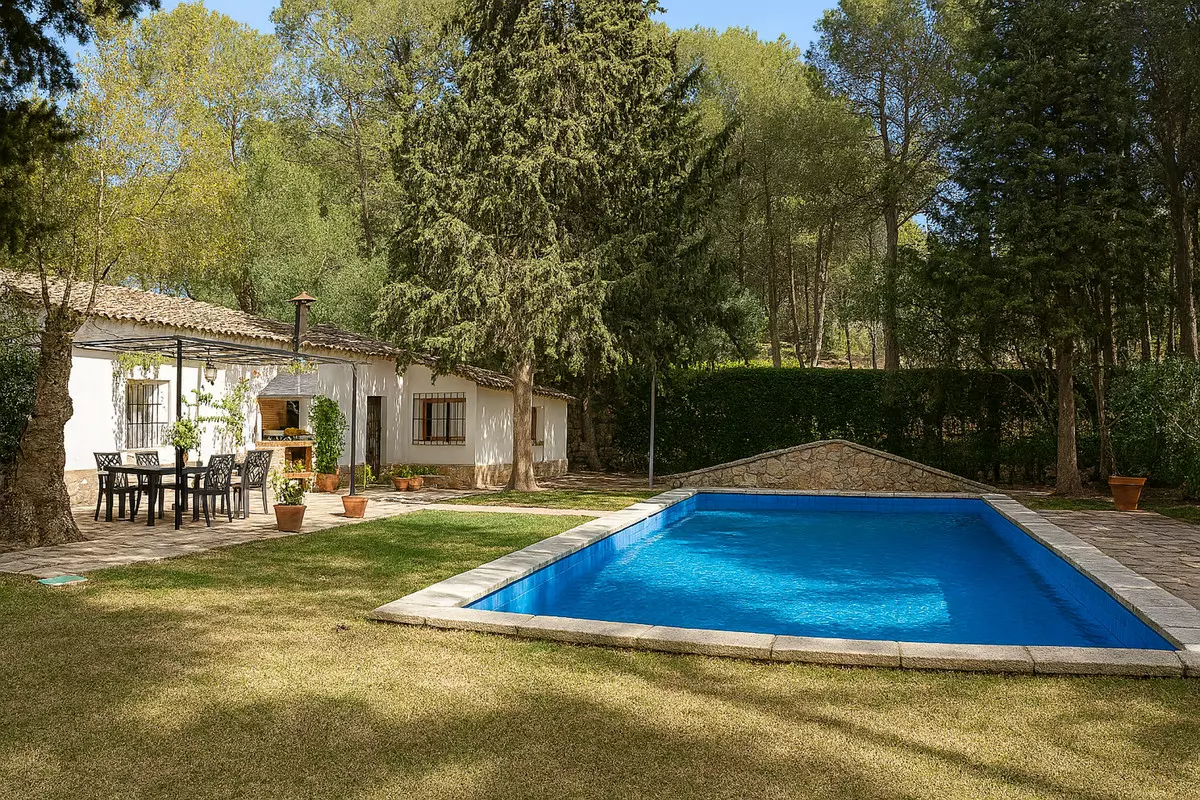 3-bedroom Country House In Arriate, Spain (180 M²)