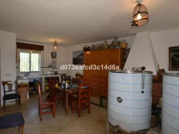2-bedroom Country House In Cartajima, Spain (66 M²)
