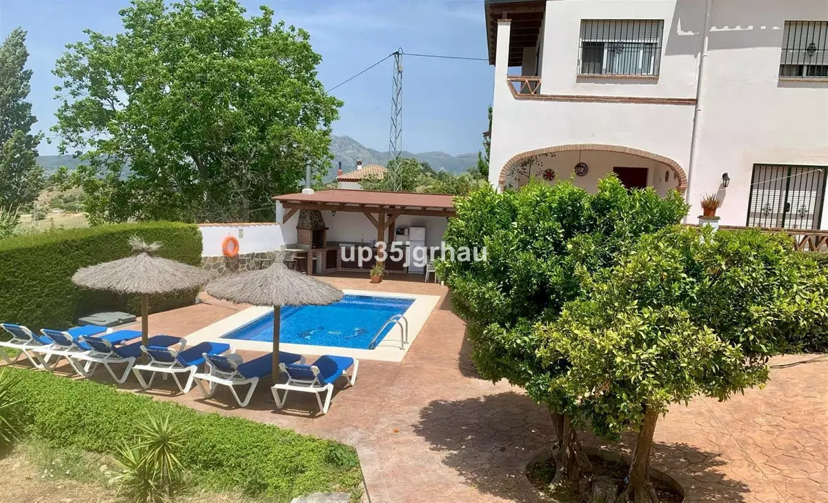 2-bedroom Villa In Benarrabá, Spain (110 M²)