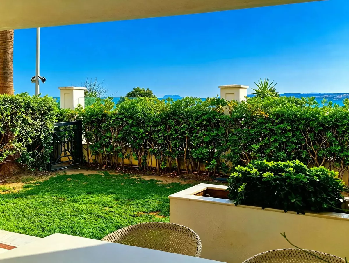 2-bedroom Apartment In Estepona, Spain (180 M²)