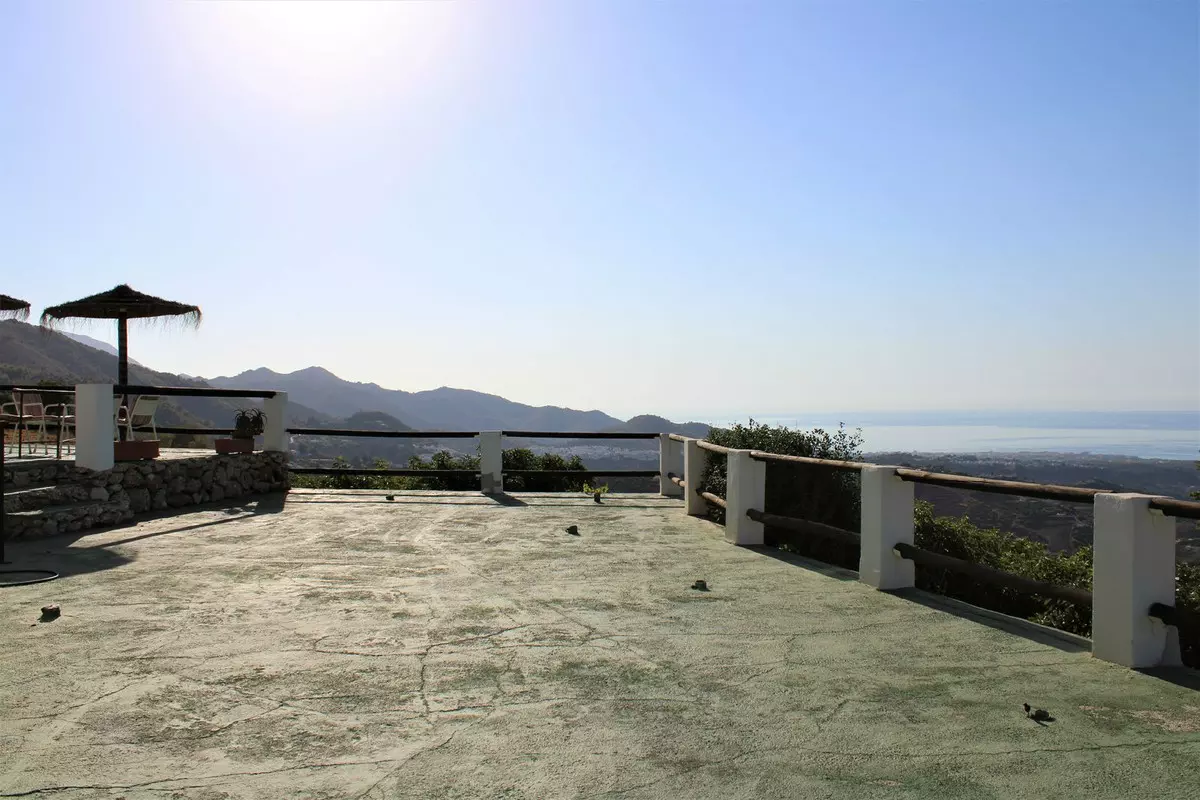 3-bedroom Villa In Frigiliana, Spain (423 M²)