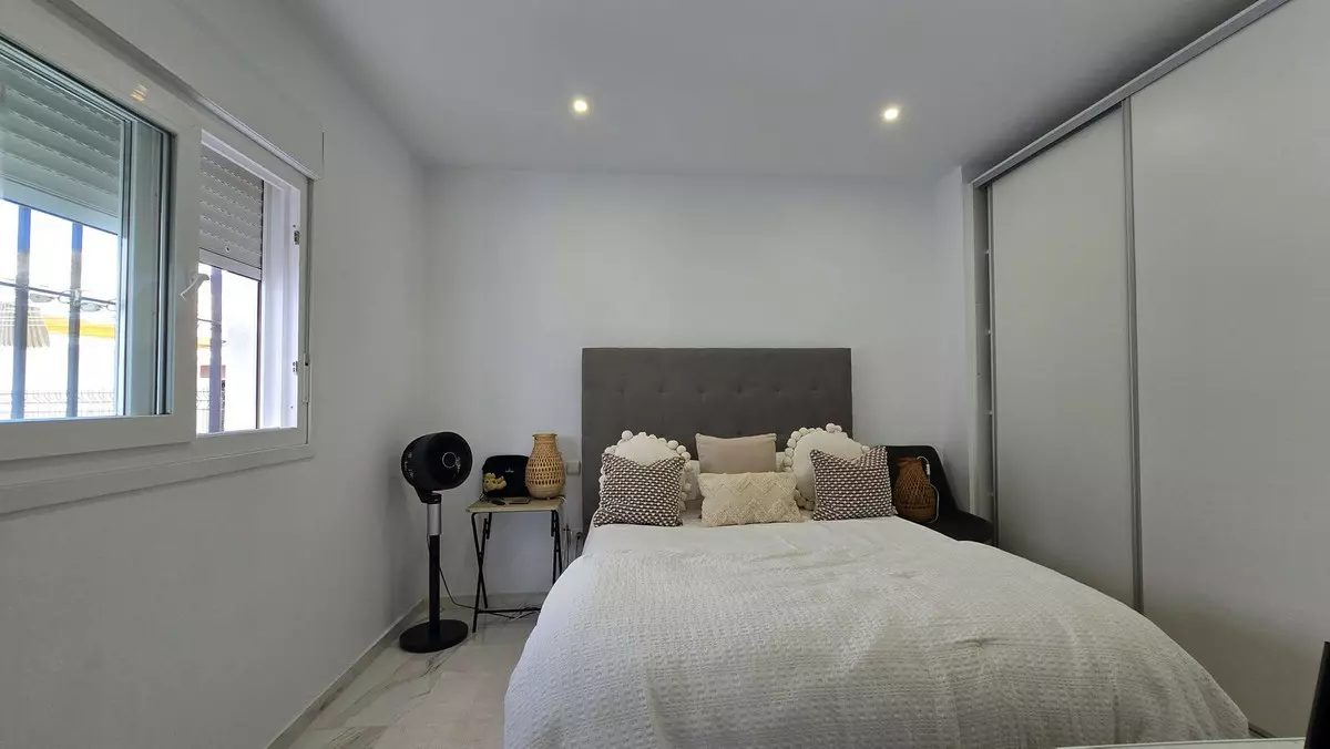 2-bedroom Apartment In Marbella, Spain (81 M²)