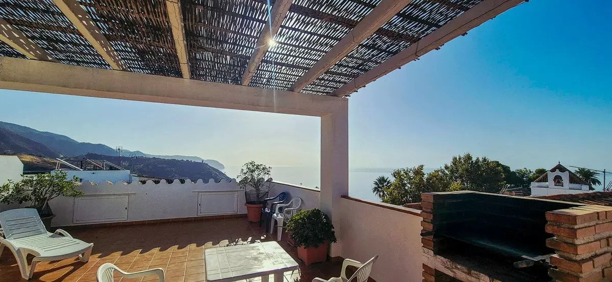 4-bedroom Town House In Nerja, Spain (212 M²)