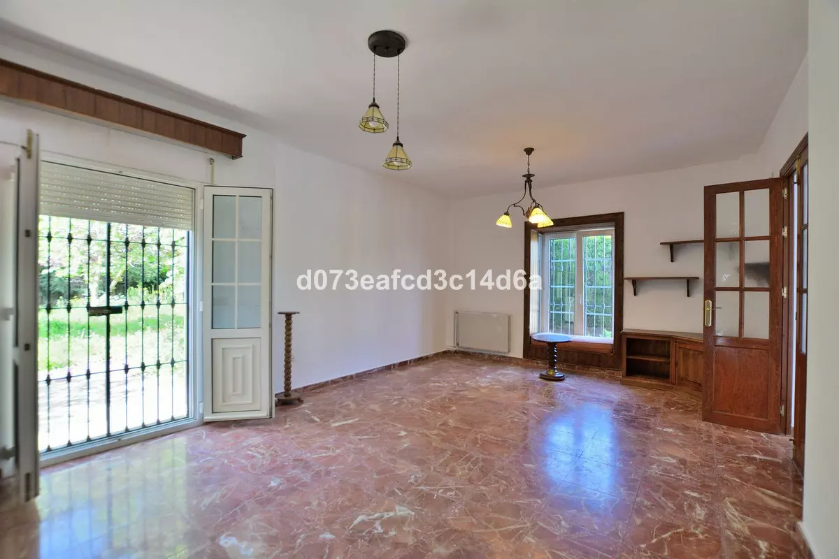 4-bedroom Villa In Ronda, Spain (158 M²)