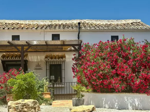 2-bedroom Villa In Villanueva De Algaidas, Spain (115 M²)