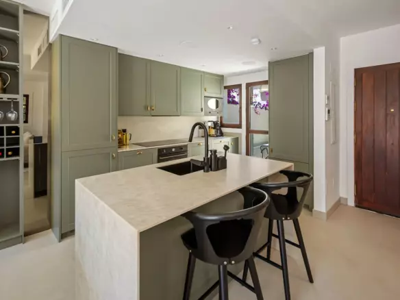 3-bedroom Town House In Marbella, Spain (211 M²)