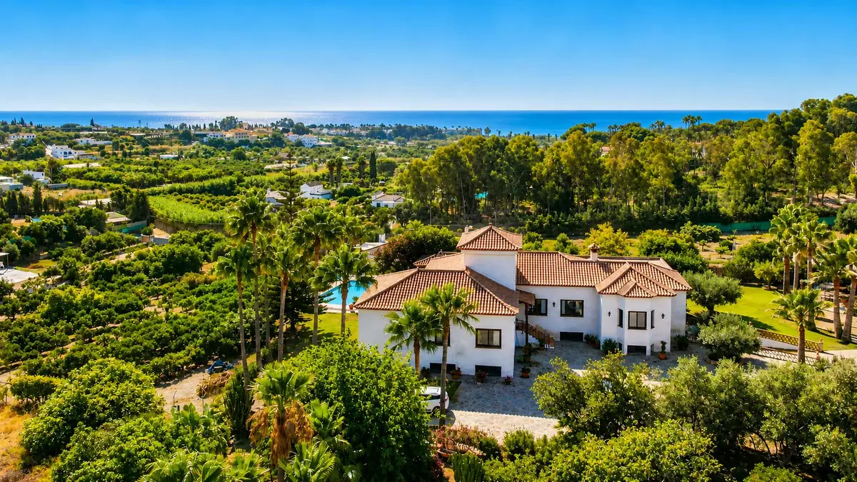 3-bedroom Country House In Estepona, Spain (562 M²)