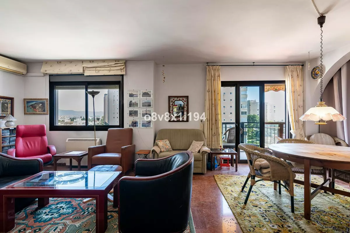 2-bedroom Apartment In Torremolinos, Spain (132 M²)