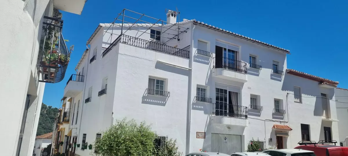 4-bedroom Villa In Benarrabá, Spain (300 M²)
