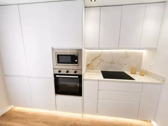 2-bedroom Apartment In Manilva, Spain (87 M²)