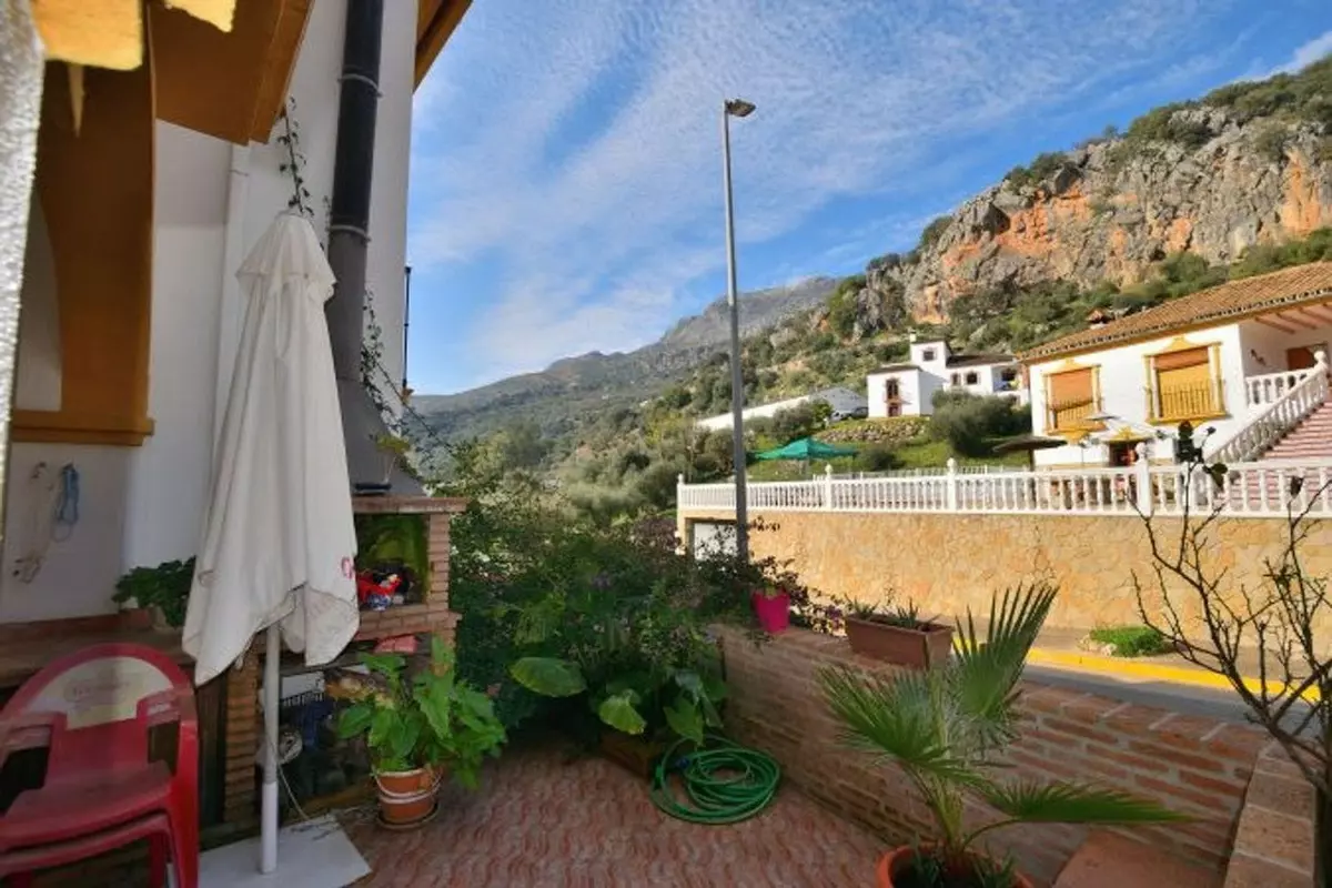 3-bedroom Town House In Ronda, Spain (114 M²)