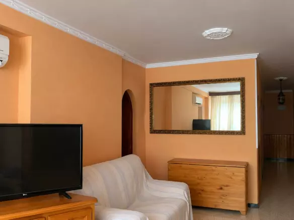 3-bedroom Apartment In Coín, Spain (73 M²)