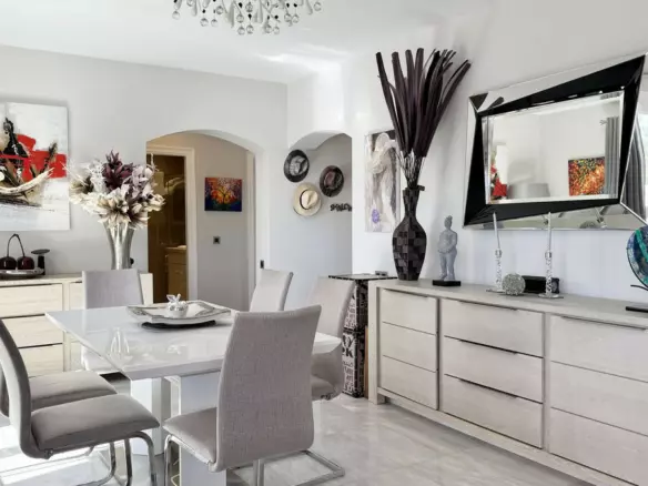 4-bedroom Apartment In Málaga, Spain (145 M²)