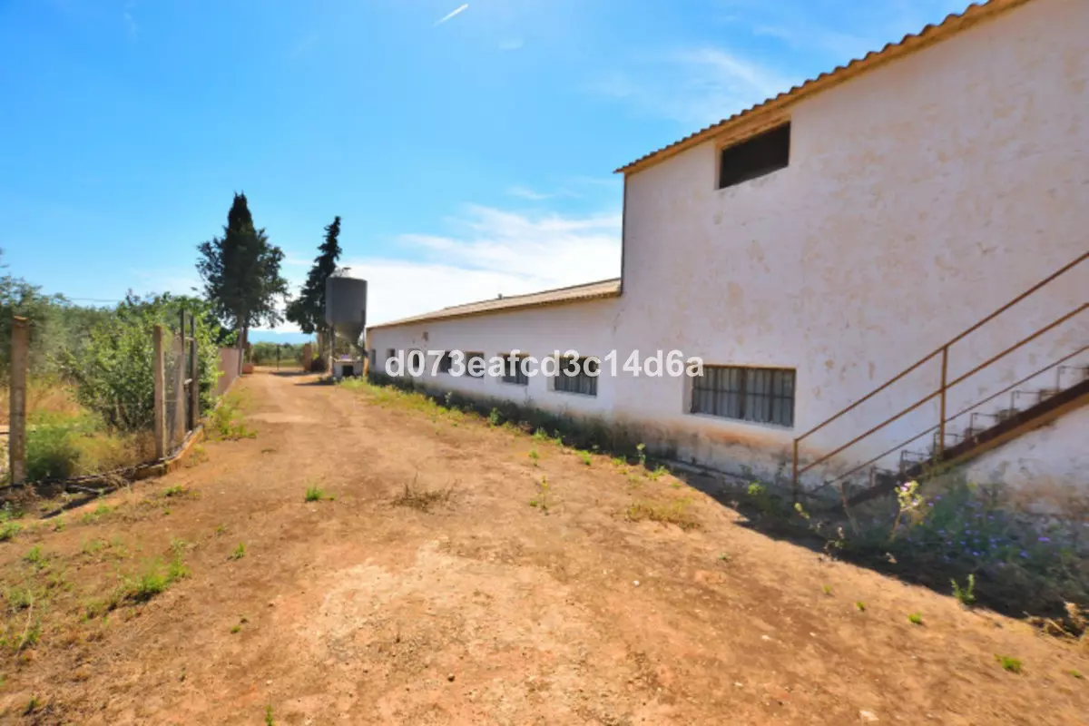1-bedroom Country House In Ronda, Spain (809 M²)