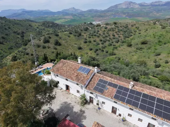 8-bedroom Country House In Casabermeja, Spain (440 M²)