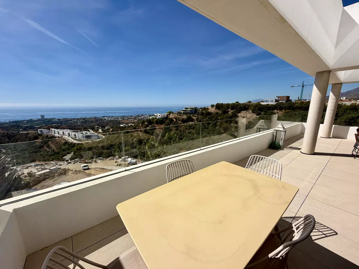 2-bedroom Apartment In Marbella, Spain (119 M²)
