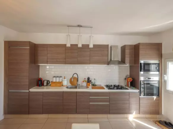 3-bedroom Town House In Tolox, Spain (125 M²)