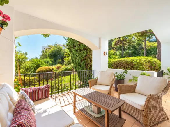 3-bedroom Apartment In Benahavis, Spain (152 M²)