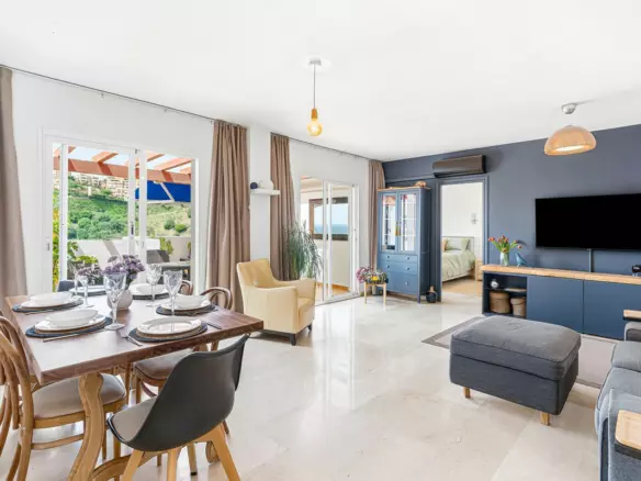 3-bedroom Apartment In Mijas, Spain (130 M²)