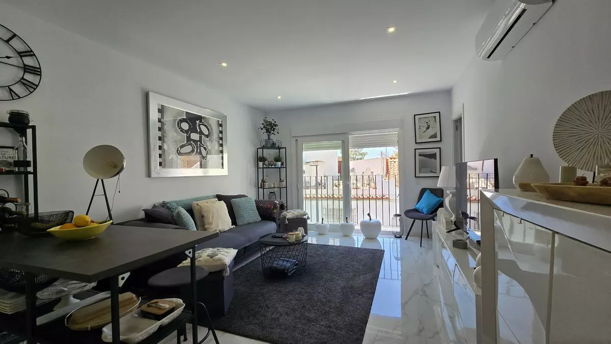 2-bedroom Apartment In Marbella, Spain (81 M²)