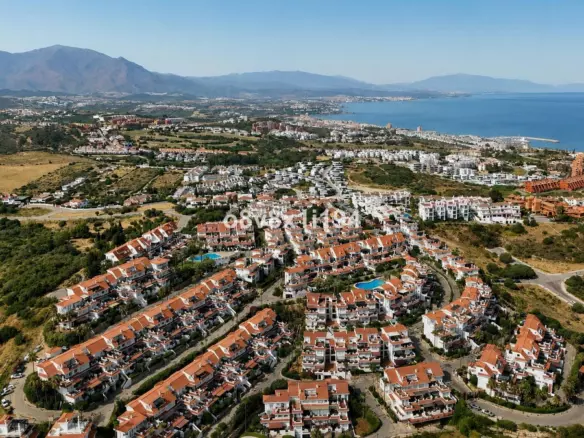 2-bedroom Apartment In Manilva, Spain (75 M²)