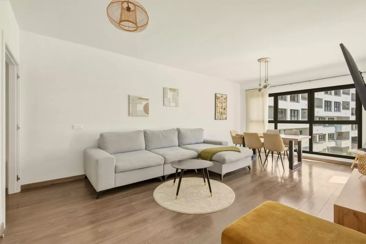 3-bedroom Apartment In Estepona, Spain (111 M²)