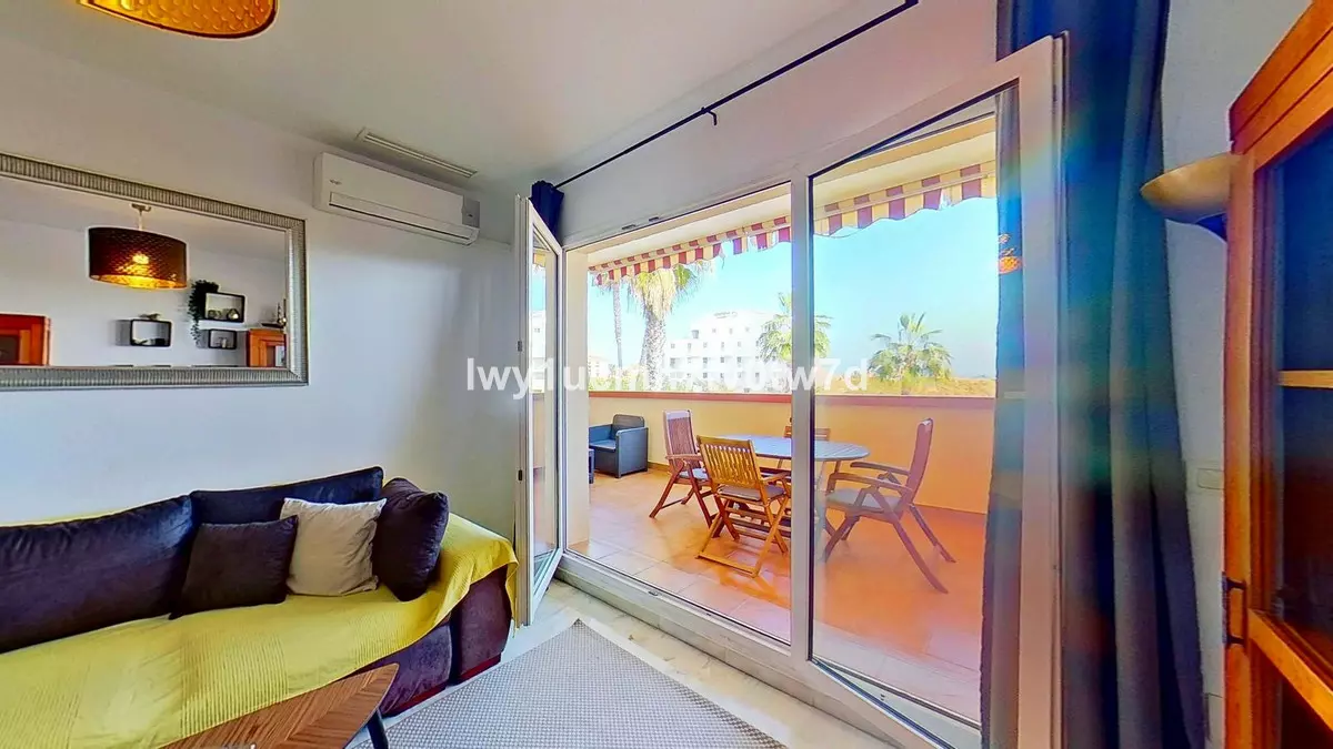 2-bedroom Apartment In Benalmádena, Spain (182 M²)