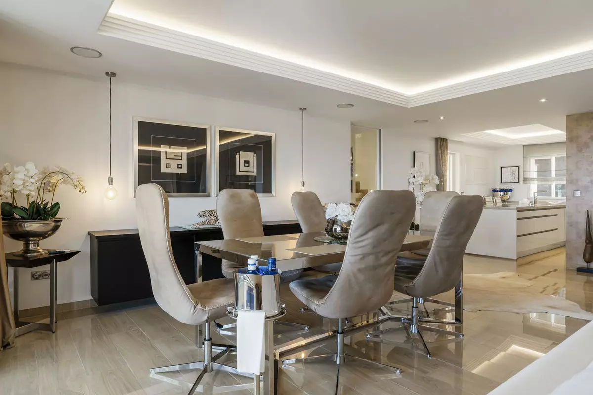 4-bedroom Apartment In Málaga, Spain (350 M²)