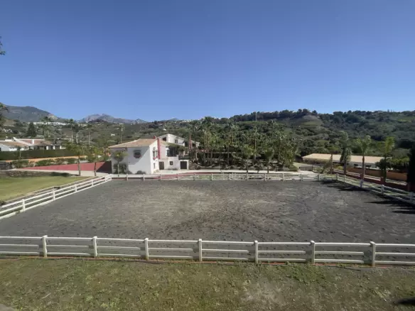 9-bedroom Villa In Frigiliana, Spain (485 M²)
