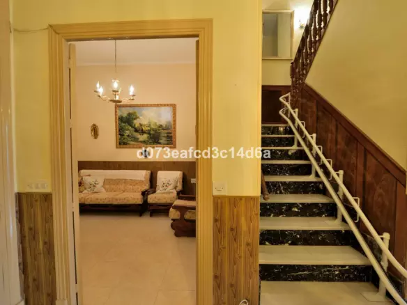 6-bedroom Town House In Ronda, Spain (166 M²)