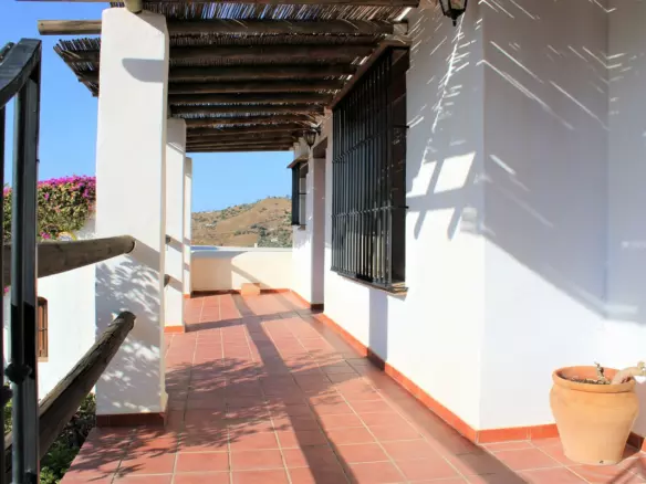 3-bedroom Villa In Frigiliana, Spain (423 M²)