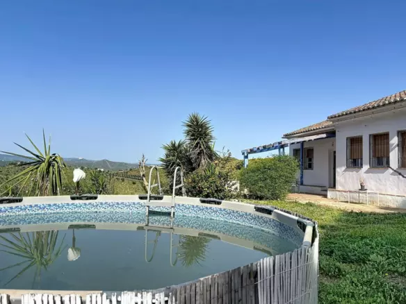 4-bedroom Country House In Canillas De Aceituno, Spain (240 M²)
