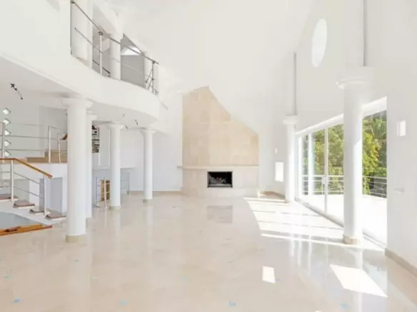 5-bedroom Villa In Málaga, Spain (919 M²)