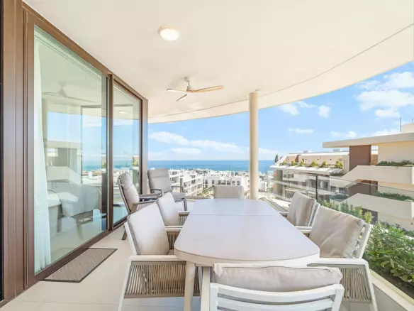 2-bedroom Apartment In Fuengirola, Spain (90 M²)