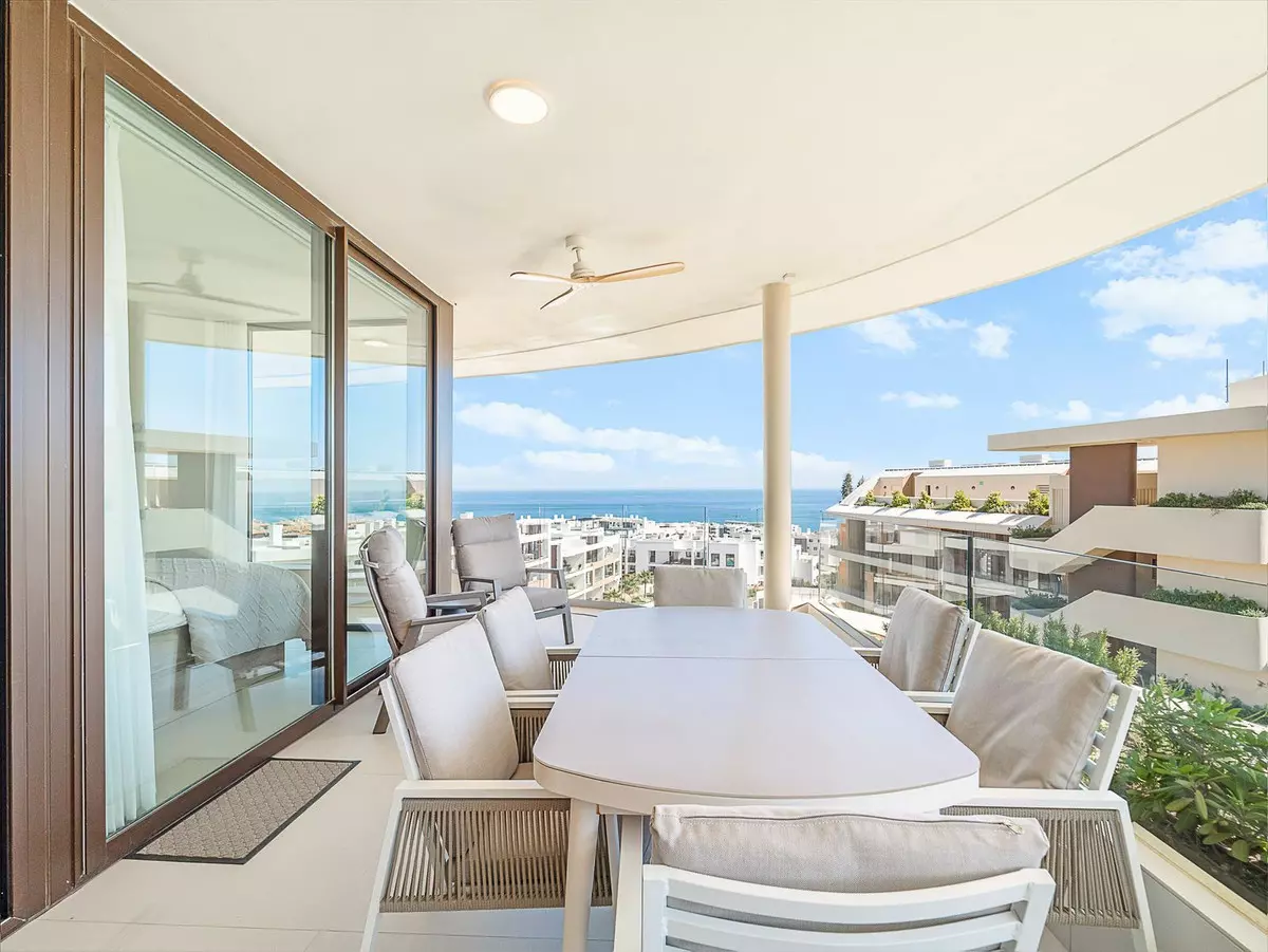 2-bedroom Apartment In Fuengirola, Spain (90 M²)