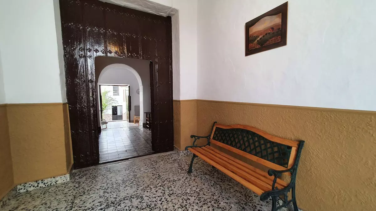 4-bedroom Town House In Ardales, Spain (706 M²)