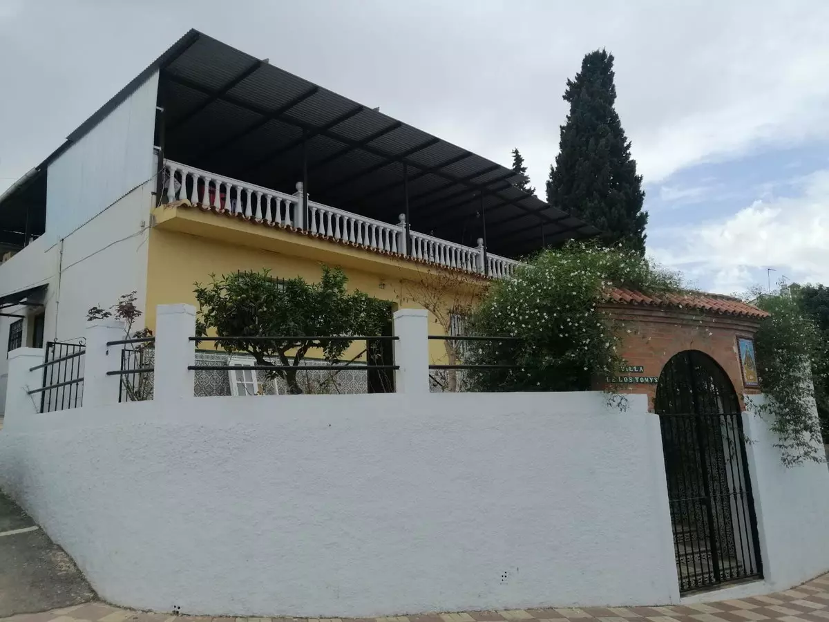 4-bedroom Town House In Cártama, Spain (151 M²)