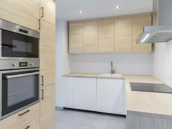 3-bedroom Apartment In Estepona, Spain (85 M²)