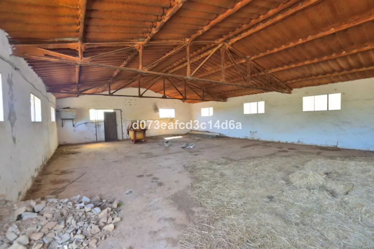 1-bedroom Country House In Ronda, Spain (809 M²)