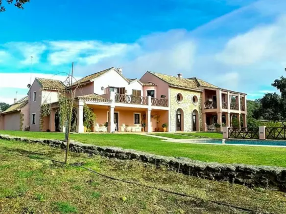 7-bedroom Country House In Ronda, Spain (735 M²)