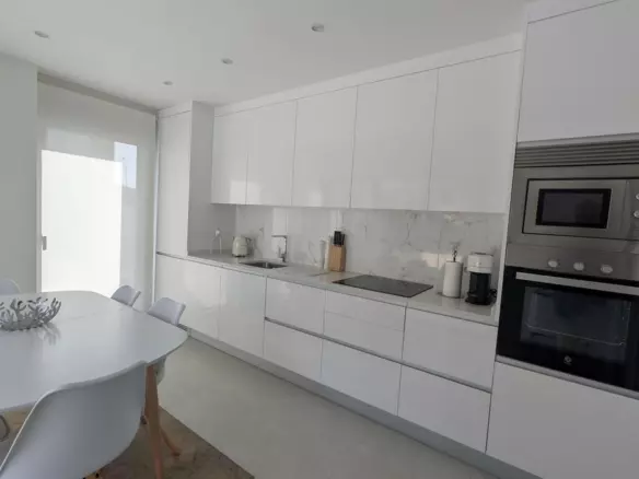 4-bedroom Villa In San Javier, Spain (187 M²)