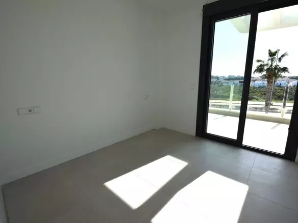 3-bedroom Apartment In Mijas, Spain (93 M²)
