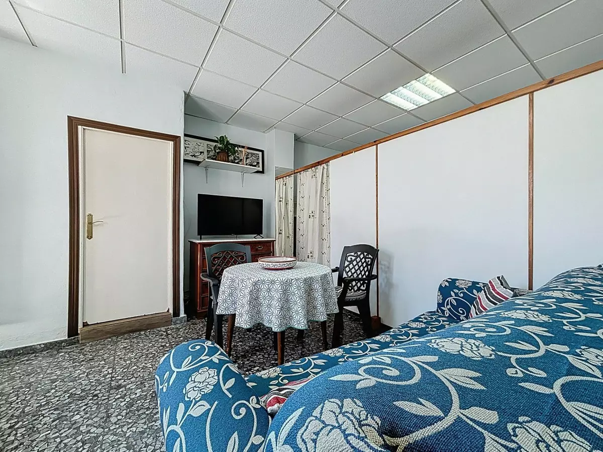 5-bedroom Villa In Cómpeta, Spain (273 M²)