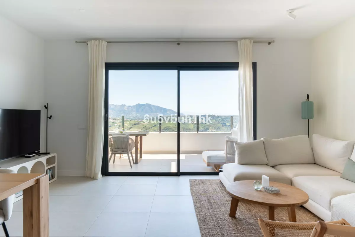 2-bedroom Apartment In Mijas, Spain (70 M²)