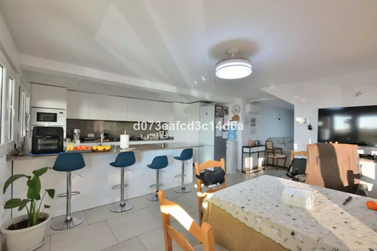 3-bedroom Country House In Ronda, Spain (200 M²)