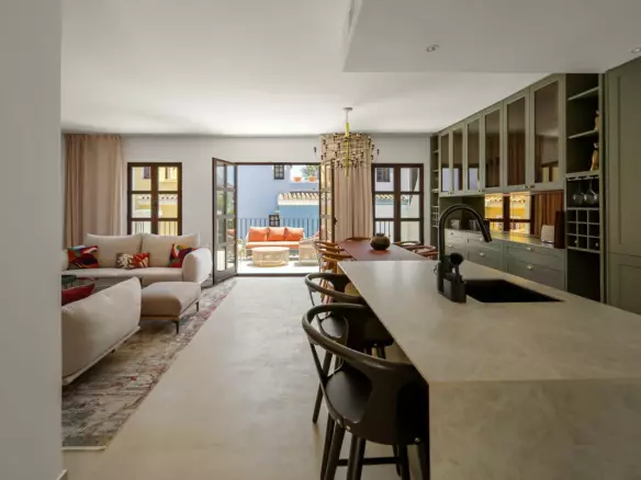 3-bedroom Town House In Marbella, Spain (211 M²)